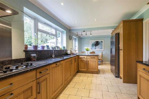 22 Chipstead Park, Sevenoaks, TN13 2SN