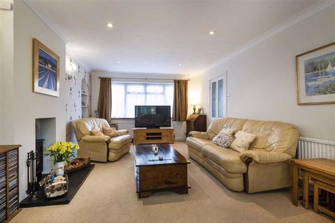 22 Chipstead Park, Sevenoaks, TN13 2SN
