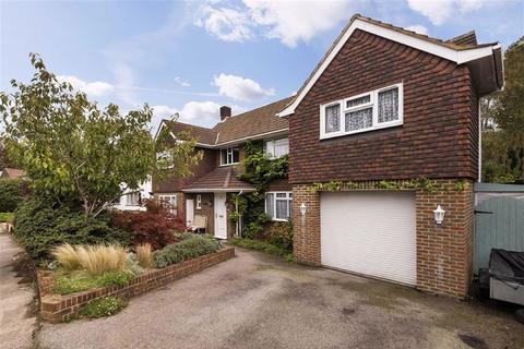 22 Chipstead Park, Sevenoaks, TN13 2SN