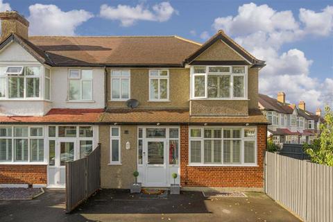 15a Sparrow Farm Road, Epsom, KT17 2JJ