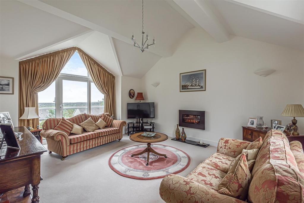 Bayford Hill, Wincanton 4 bed detached house £500,000