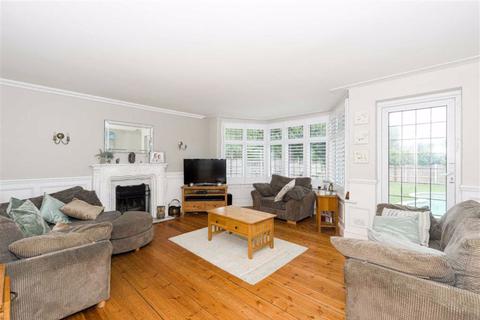 268 Fir Tree Road, Epsom, KT17 3NN