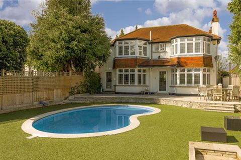268 Fir Tree Road, Epsom, KT17 3NN