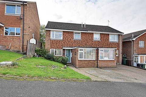 12 Amanda Close, Bexhill-on-sea, TN40 2TB