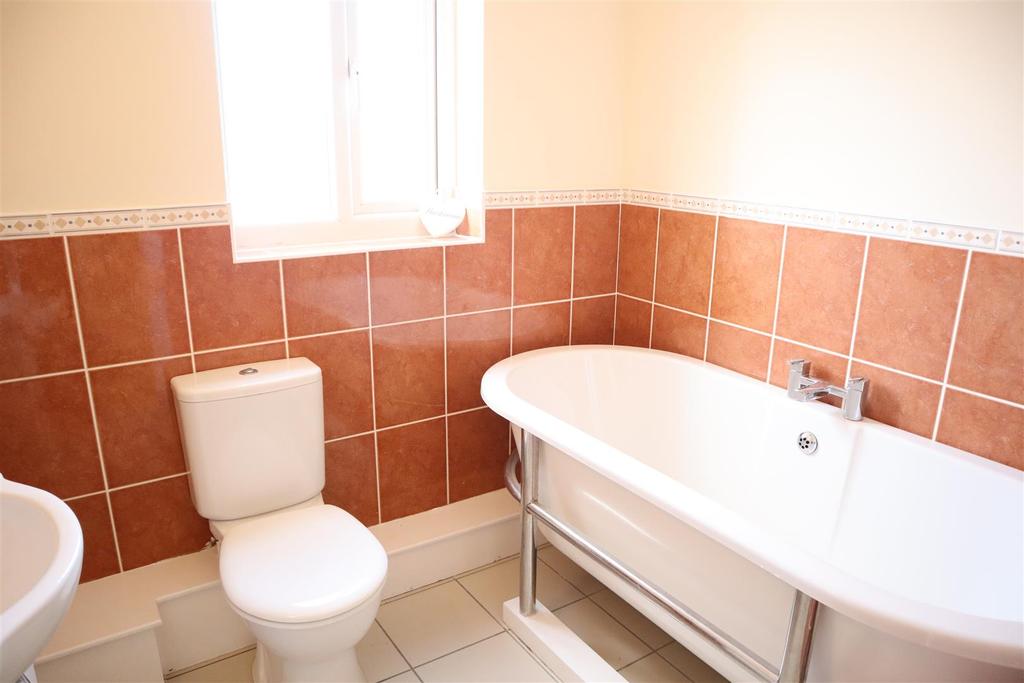 Main Bathroom