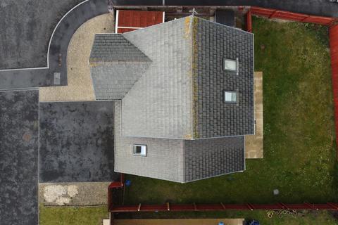 2 Cwrt Gwscwm, Burry Port, SA16 0FG