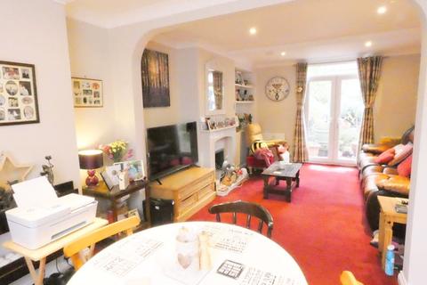 28 Walter Walk, Edgware, HA8 9ES