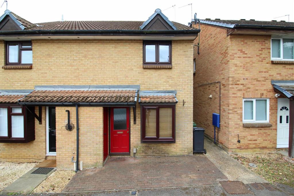 Jersey Farm, St Albans, Hertfordshire 1 bed end of terrace house £795 pcm (£183 pw)