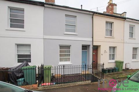 3 bedroom terraced house to rent, Moorend Street, Cheltenham GL53