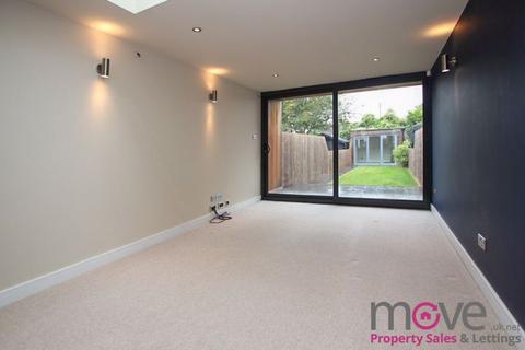 3 bedroom terraced house to rent, Moorend Street, Cheltenham GL53