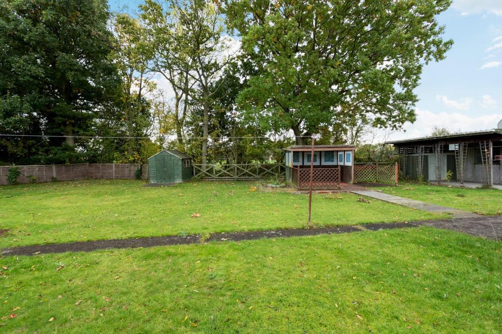 Keith Avenue, Huntington, York 3 bed detached bungalow £310,000
