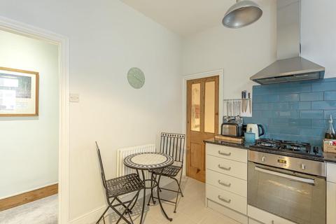 24 Rastell Avenue, London, SW2 4XP
