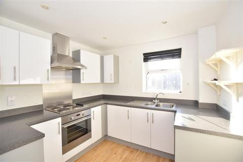12 Harwood Close, Codmore Hill, Pulborough, RH20 1FL