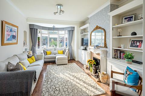 2 Anne Way, Ilford, IG6 2TT