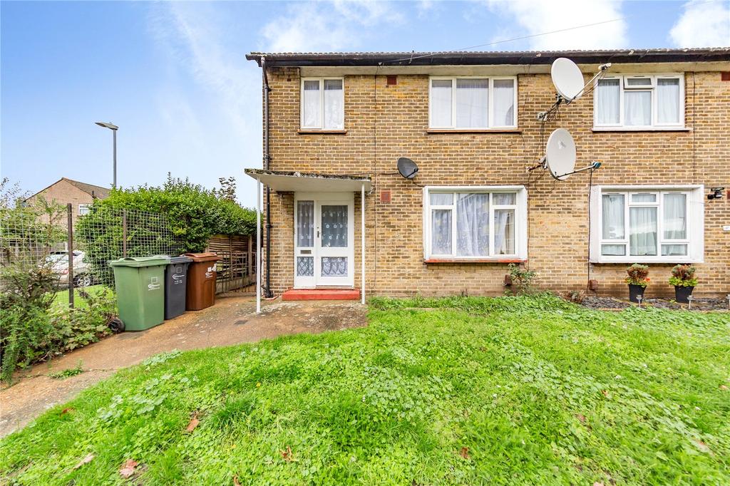 Listowel Road, Dagenham, Essex, RM10 3 bed end of terrace house £350,000