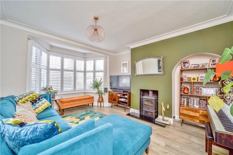 3 The Ridge, Twickenham, TW2 7NL