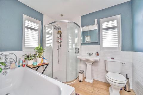 3 The Ridge, Twickenham, TW2 7NL