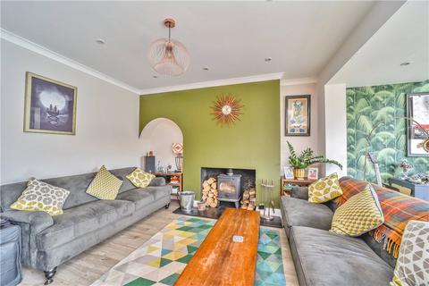 3 The Ridge, Twickenham, TW2 7NL