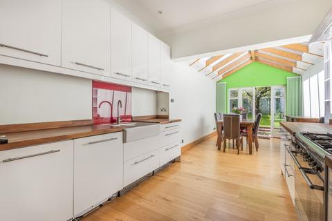 14 College Road, Isleworth, TW7 5DH