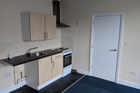 Studio to rent, Denzil Court, Denzil Avenue SO14