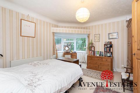 12 Roslin Road, Bournemouth, BH3 7JB