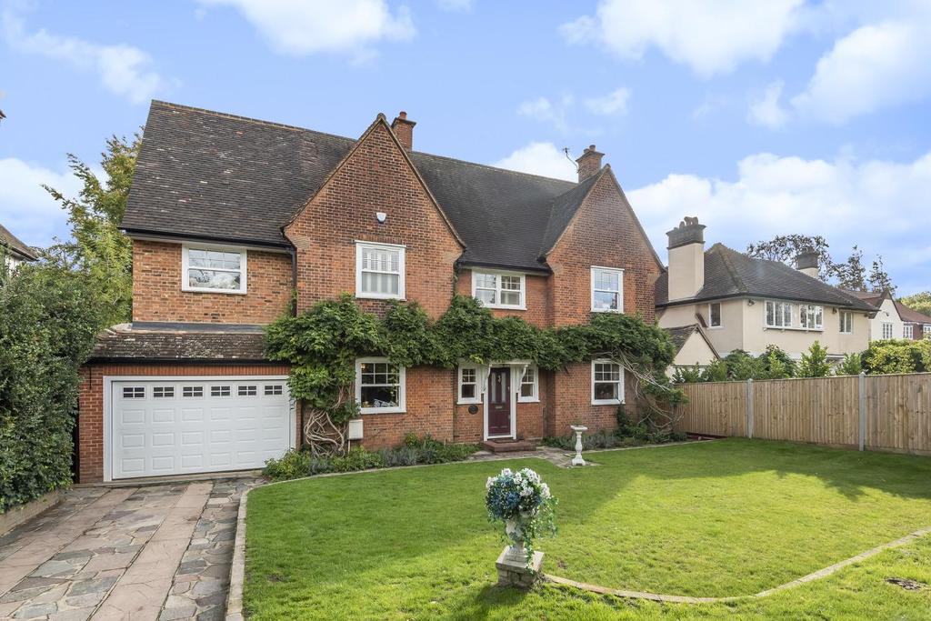 Manor Way, Beckenham 5 bed detached house £2,500,000