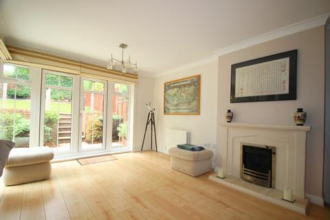 75 Vinson Close, Orpington, BR6 0EQ