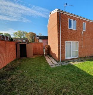 3 bedroom semi-detached house to rent, Bushmoor Walk, Manchester, M13
