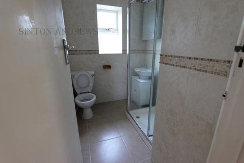 17 Grafton Close, London, W13 0JL