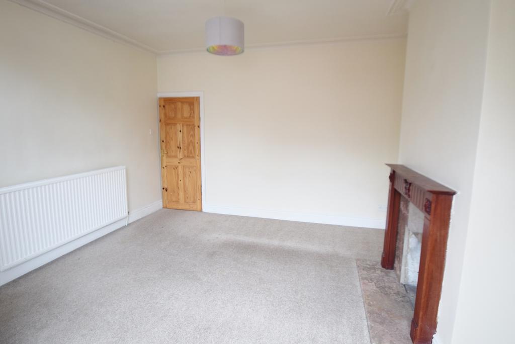 Hunter Hill Road, Hunters Bar, Sheffield S11 4 bed terraced house £