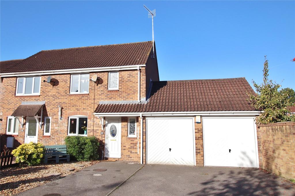 Albion Way, Verwood, Dorset, BH31 3 bed end of terrace house £315,000