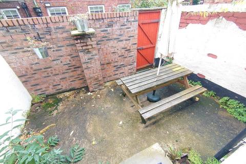 3 bedroom terraced house to rent, Romer Road, Liverpool