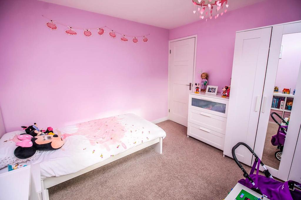 Bedroom 2 pic 2