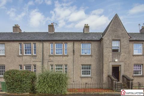 3 bedroom flat to rent, Morris Terrace, Stirling FK8