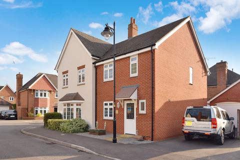 58 Barnard Field, Amesbury, Salisbury, SP4 7FE
