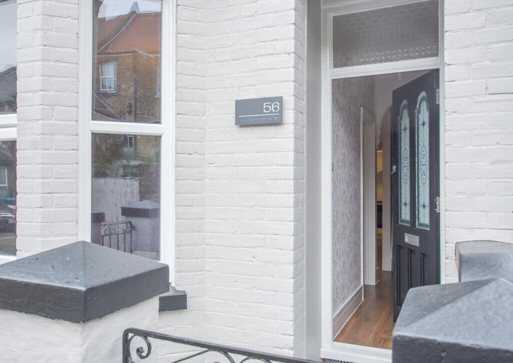 Bloomsbury Road, Ramsgate, CT11 2 bed end of terrace house £235,000