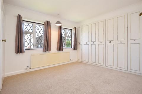 32 Blenheim Road, Sutton, SM1 2PX