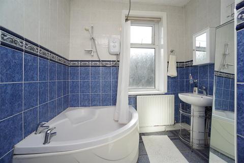 74 Glen Road, Sheffield, S7 1RB