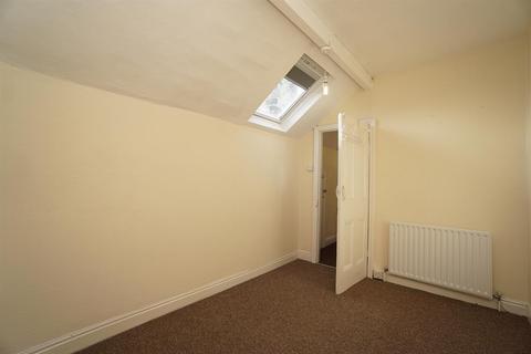 74 Glen Road, Sheffield, S7 1RB