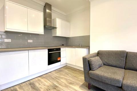 1 bedroom apartment to rent, Queens Road, Reading, Berkshire, RG1