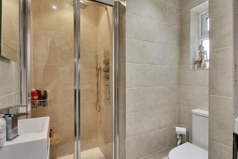 18 Ridgeway East, Sidcup, DA15 8RZ