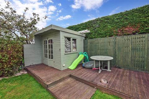 5 Ilex Road, Folkestone, CT19 4QA
