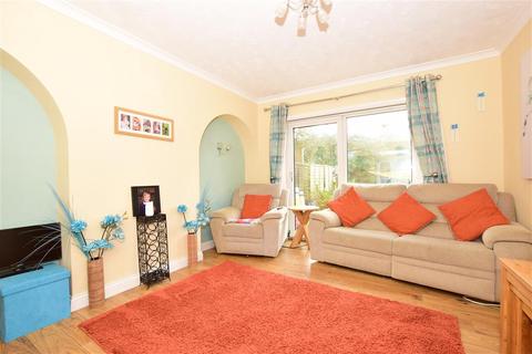 5 Ilex Road, Folkestone, CT19 4QA