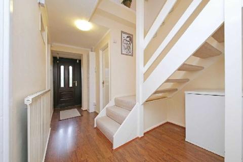 14 Beagle Close, Radlett, WD7 8PG