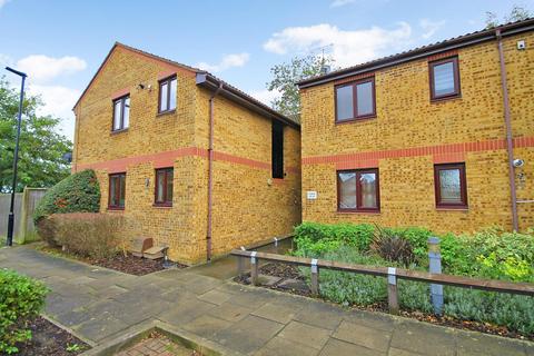 19 Larkham Close, Feltham, TW13 4QN
