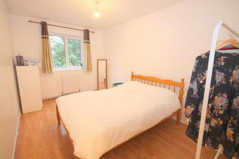 19 Larkham Close, Feltham, TW13 4QN