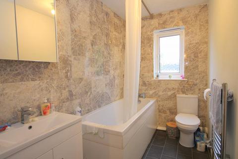 19 Larkham Close, Feltham, TW13 4QN