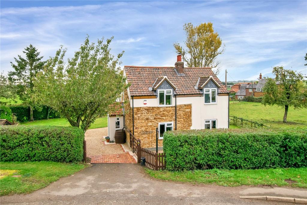 Eastwell Road, Scalford, Melton Mowbray 4 bed detached house £525,000