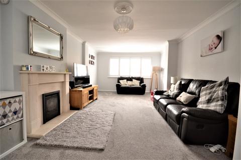 18 Glenside, Billericay, CM11 2LY