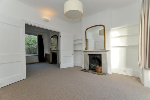 3 bedroom terraced house to rent, Dynevor Road, Stoke Newington